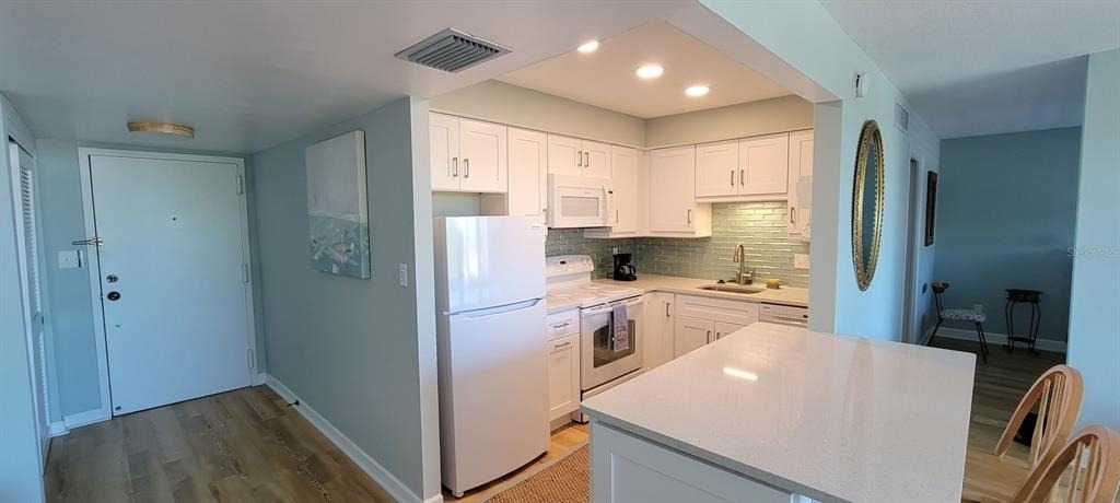 632 Edgewater Drive - Photo 13