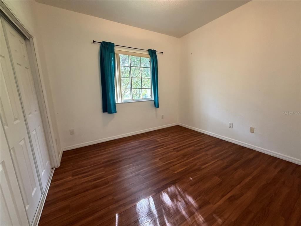 353 Port Pleasant Drive - Photo 5