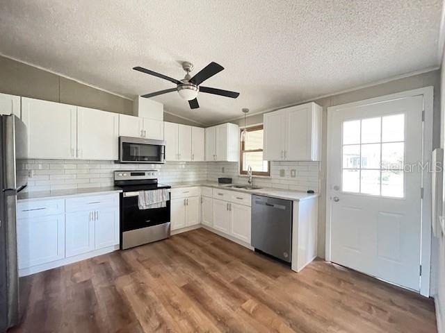 909 Orchid Street - Photo 8