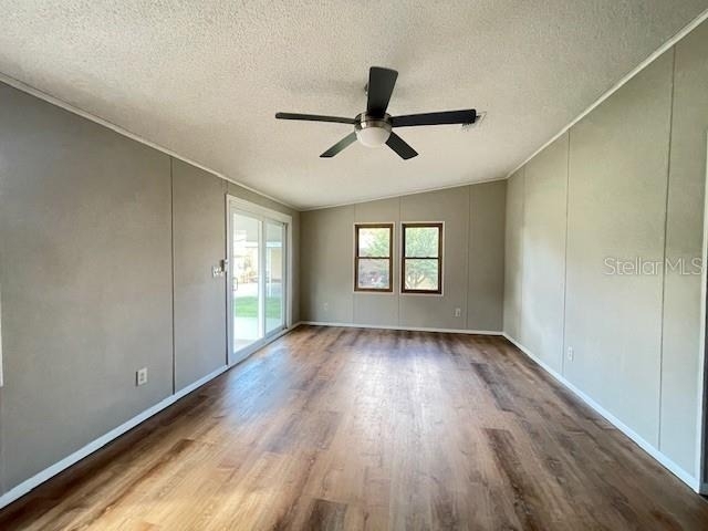 909 Orchid Street - Photo 7