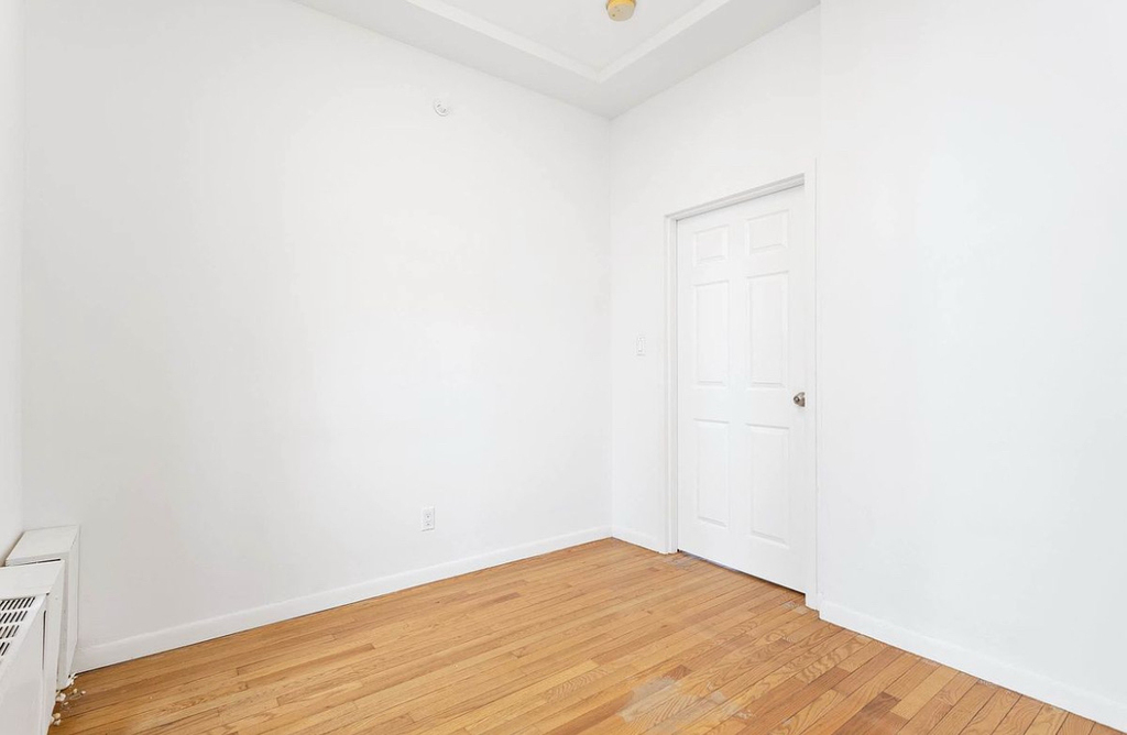 106 Fulton Street - Photo 3