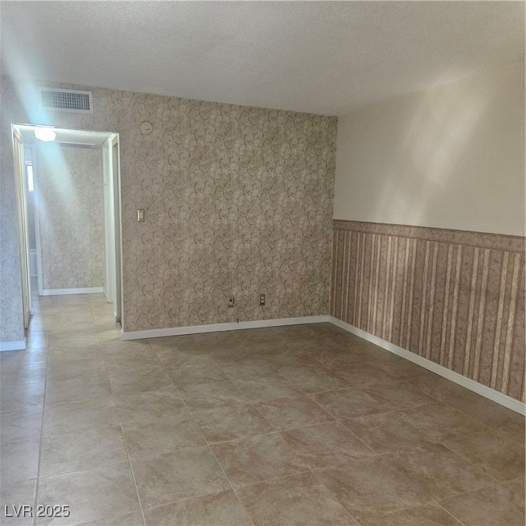 350 E Desert Inn Road - Photo 9