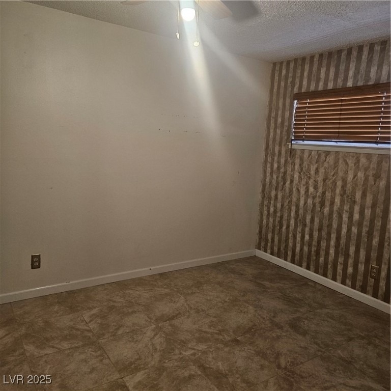 350 E Desert Inn Road - Photo 25