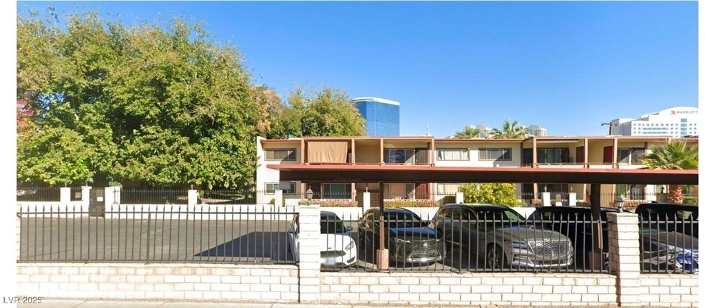 350 E Desert Inn Road - Photo 33