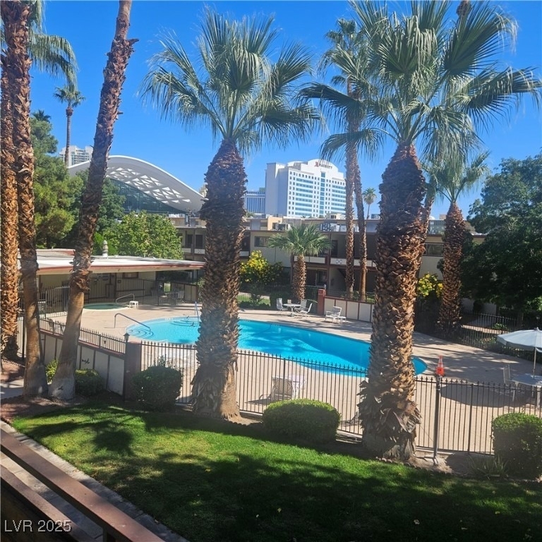 350 E Desert Inn Road - Photo 2