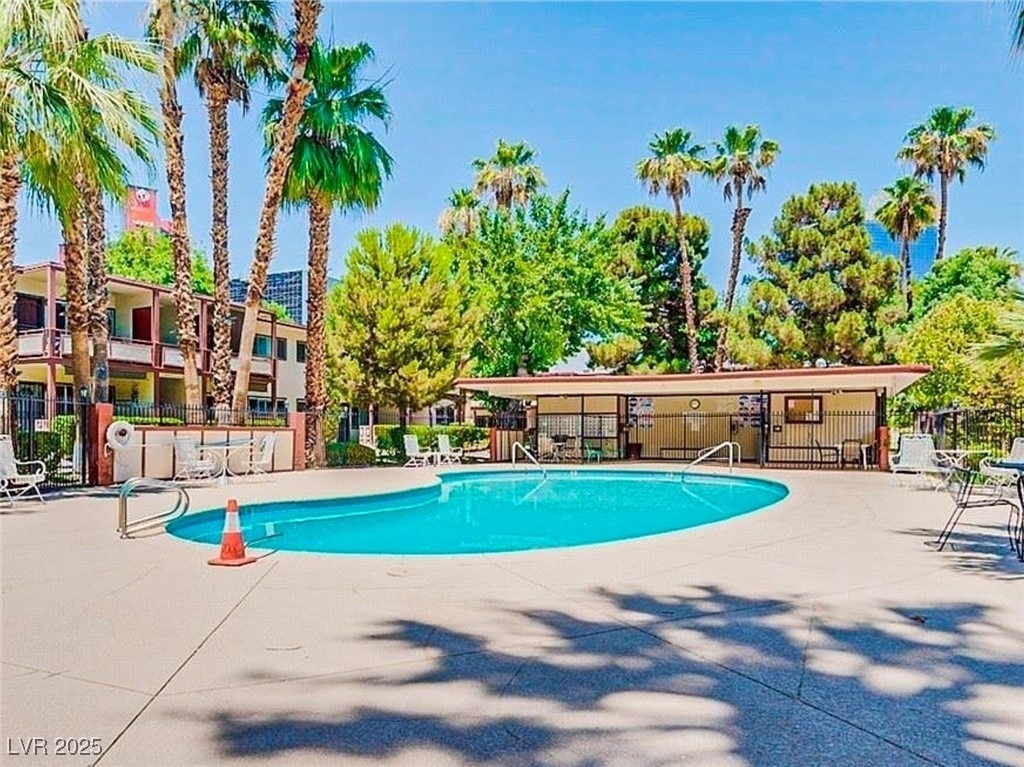 350 E Desert Inn Road - Photo 29