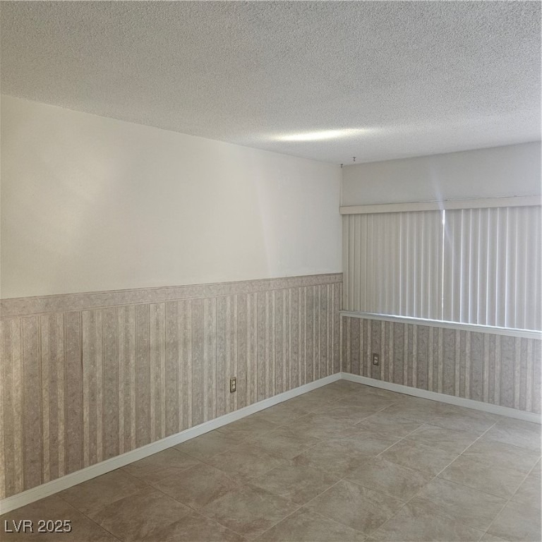 350 E Desert Inn Road - Photo 7