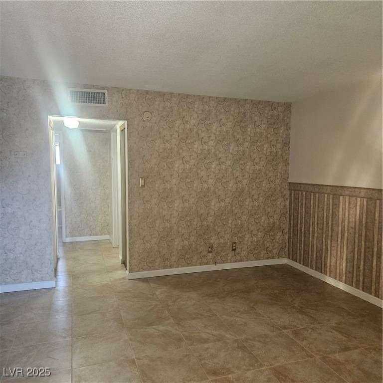 350 E Desert Inn Road - Photo 24