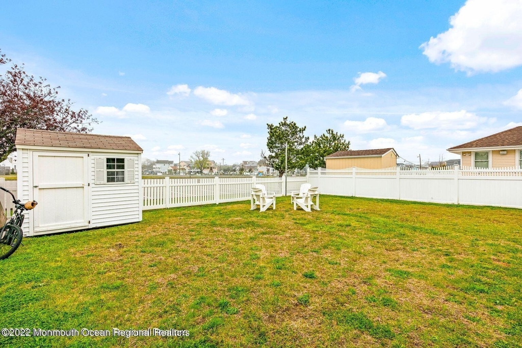 179 4th Avenue - Photo 4