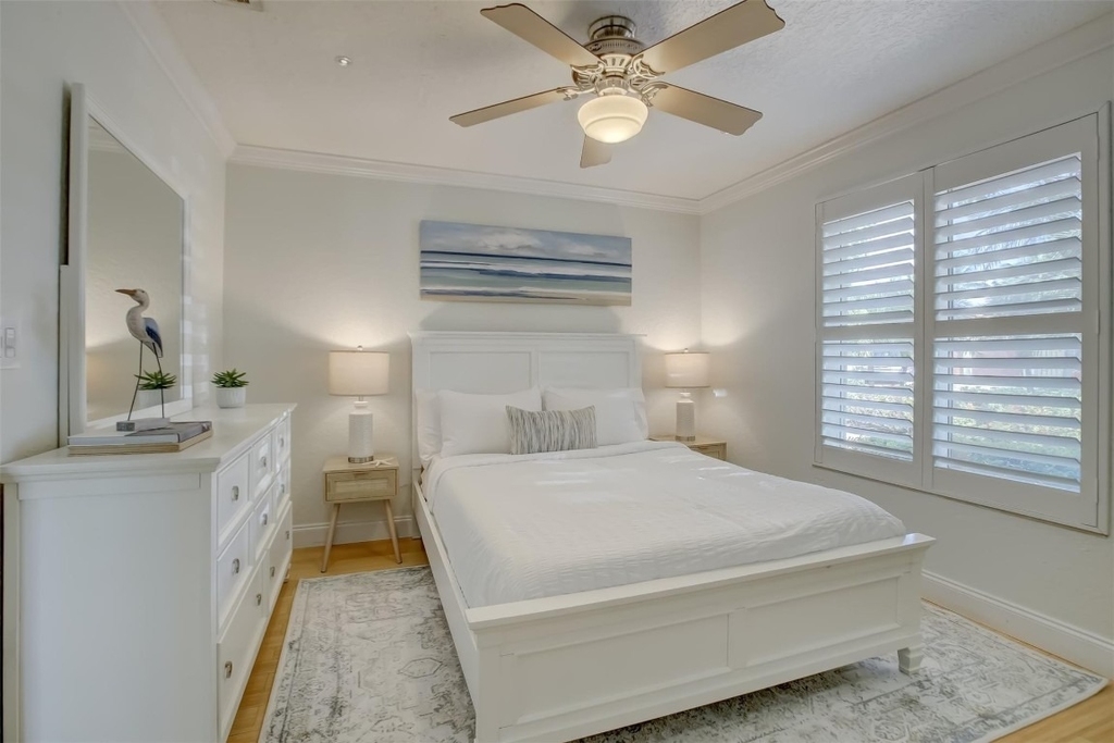 2600 N Riverside Drive - Photo 19