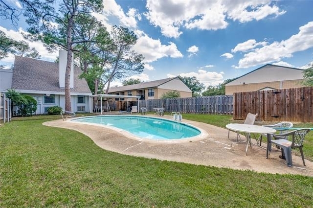 412 Hollyhill Lane - Photo 13