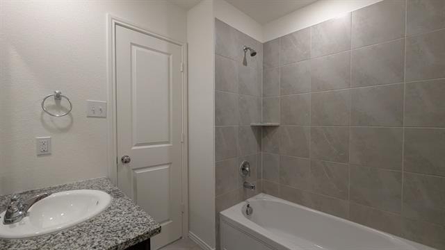 6635 Coulter Drive - Photo 4