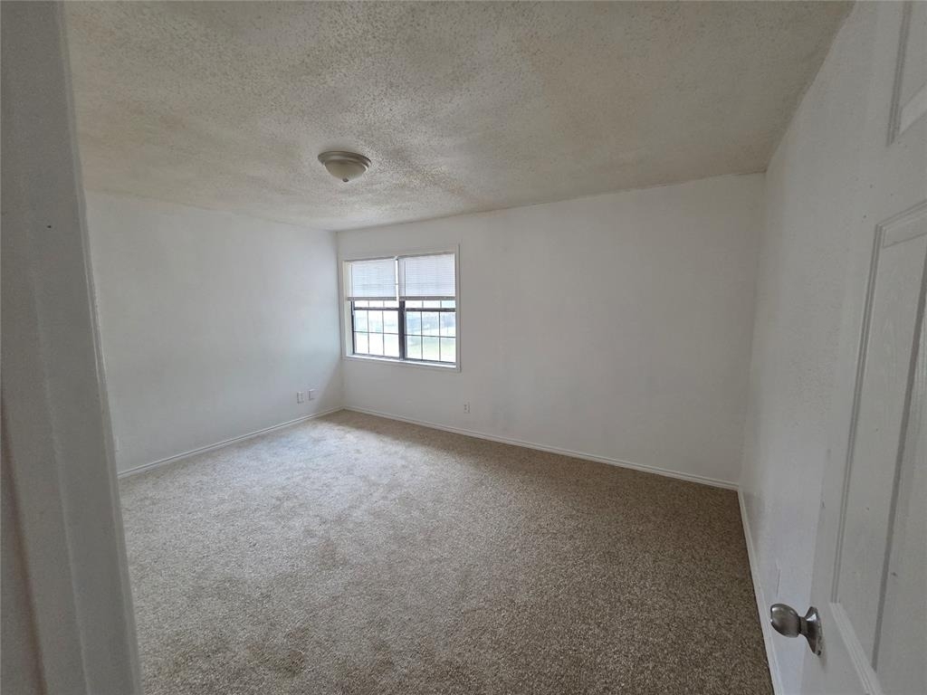 401 Se 12th Street - Photo 6