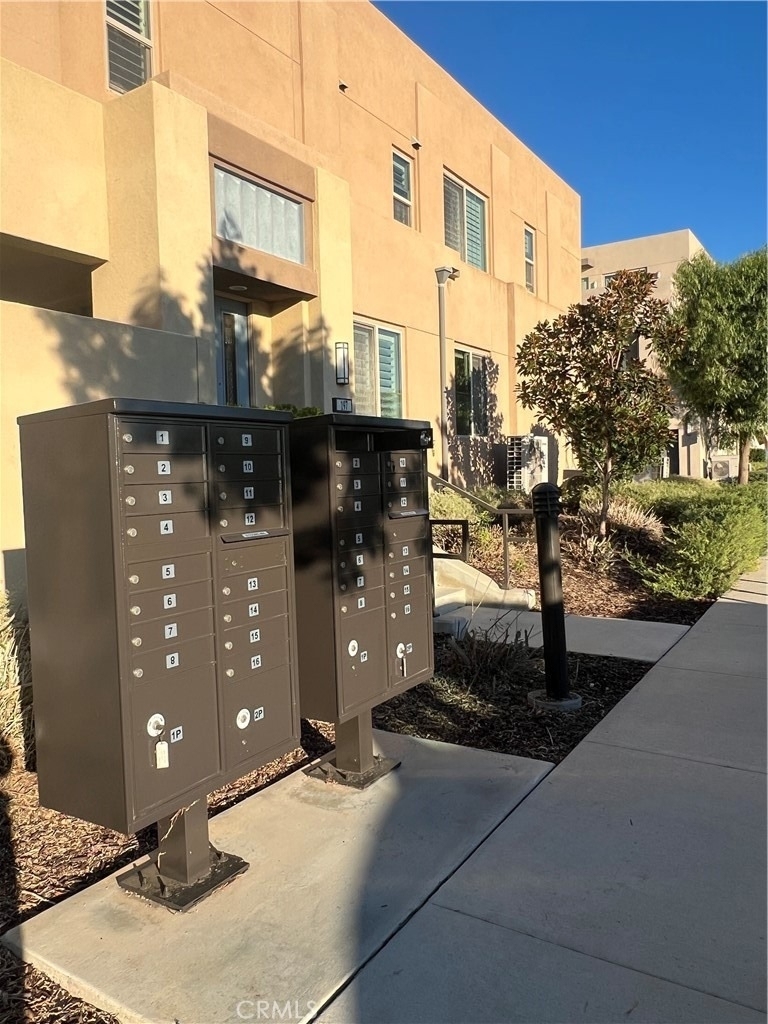 177 Magnet - Photo 2