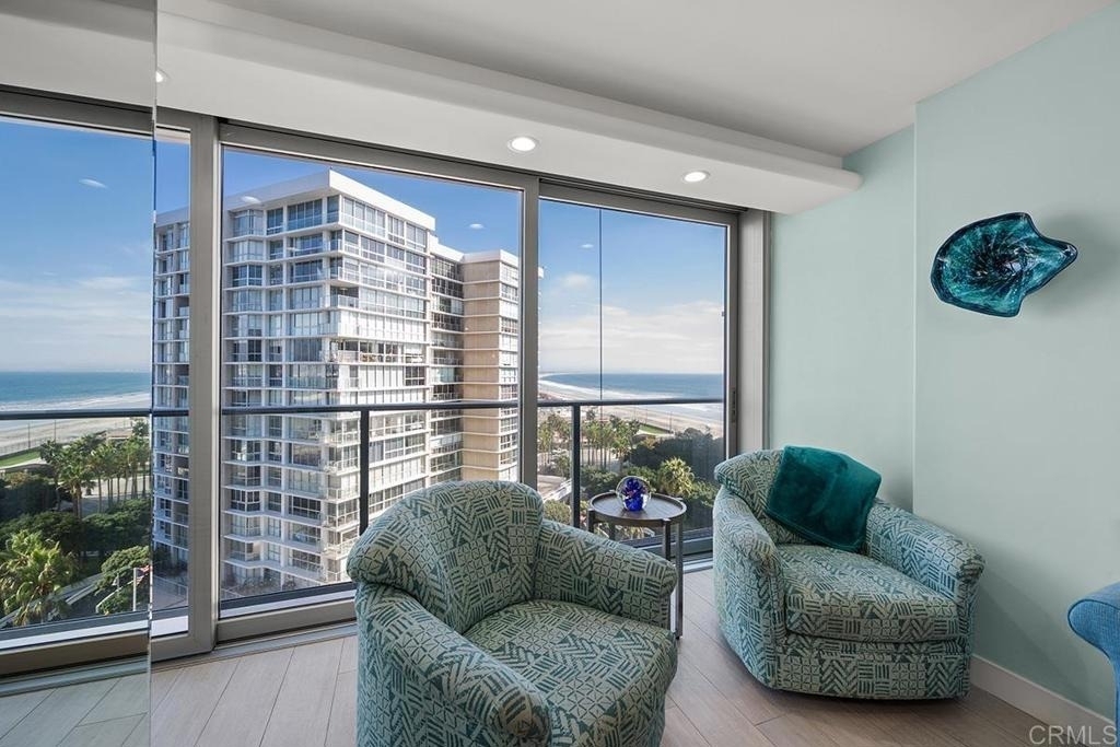 1810 Avenida Del Mundo - Photo 6