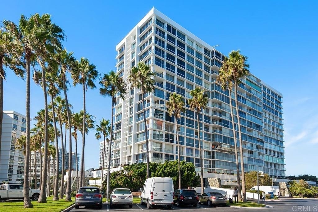1810 Avenida Del Mundo - Photo 32
