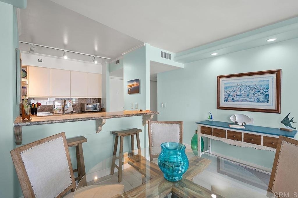 1810 Avenida Del Mundo - Photo 19