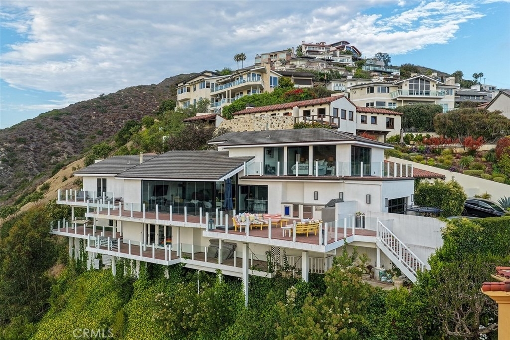 343 Emerald Bay - Photo 1