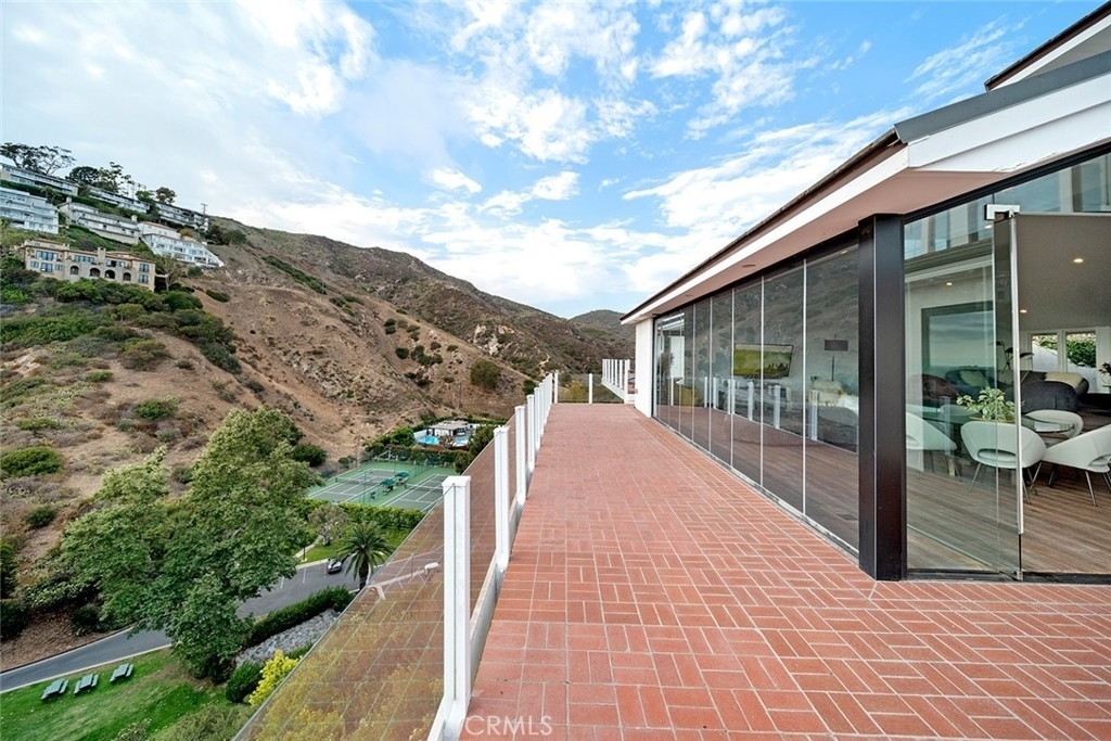 343 Emerald Bay - Photo 24