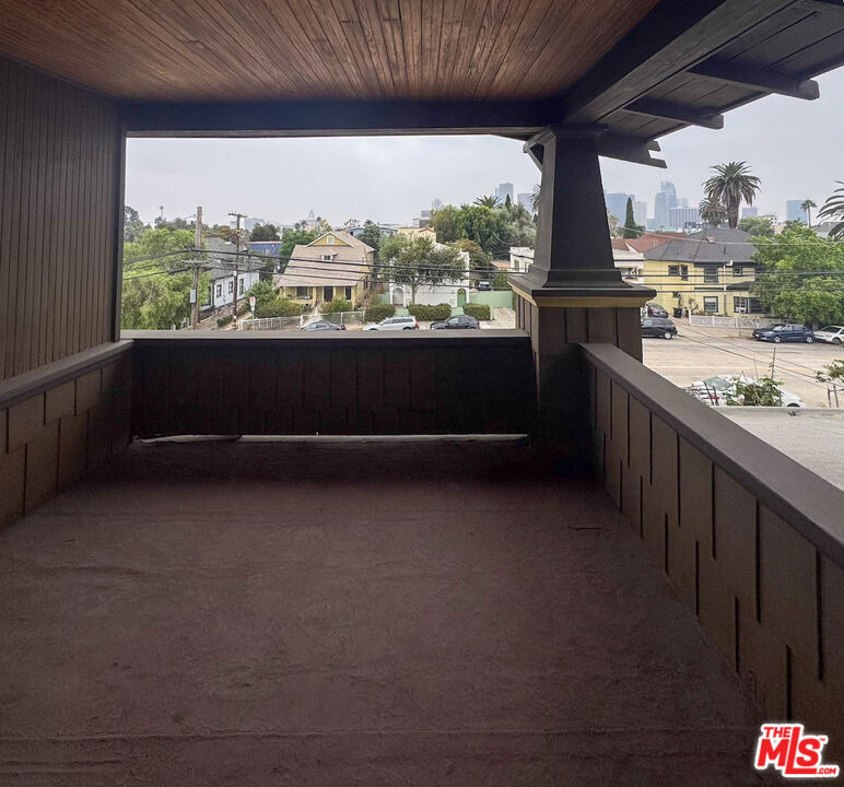 1123 Marion Avenue - Photo 27