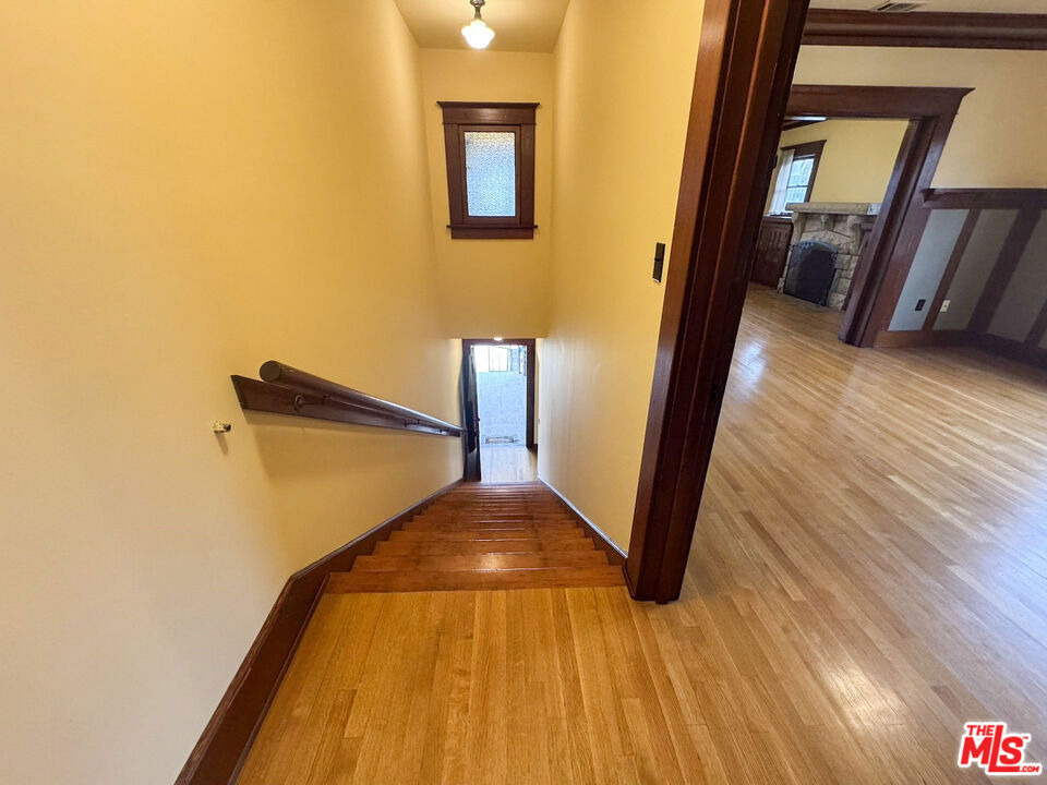 1123 Marion Avenue - Photo 12