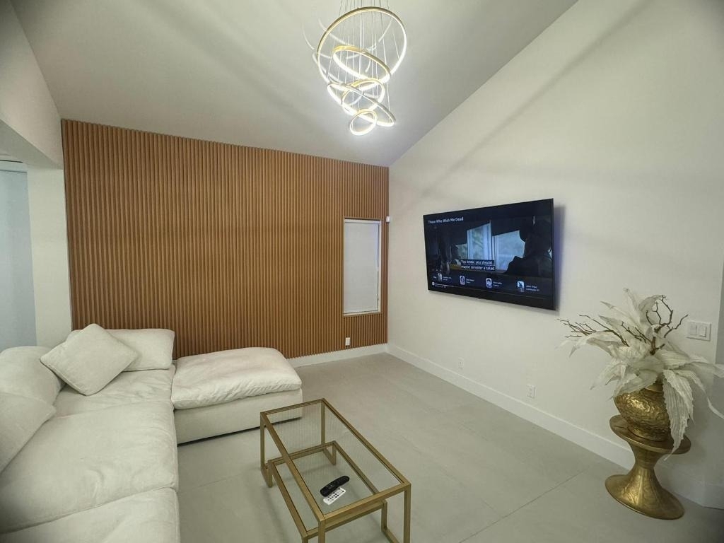 18 Selby Lane - Photo 3