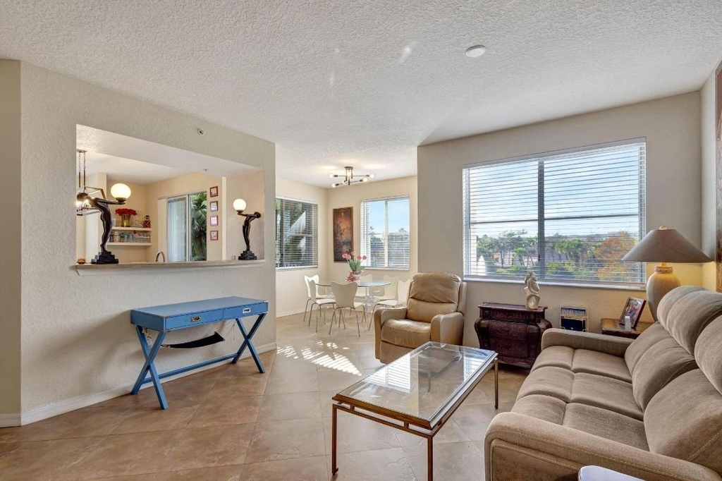 11023 Legacy Lane - Photo 0