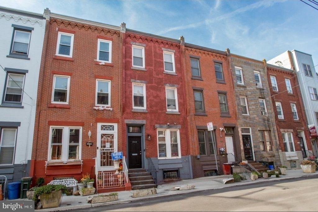 1814 N Bouvier Street - Photo 1