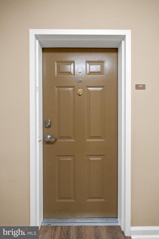 2000 Fountainview Circle - Photo 1