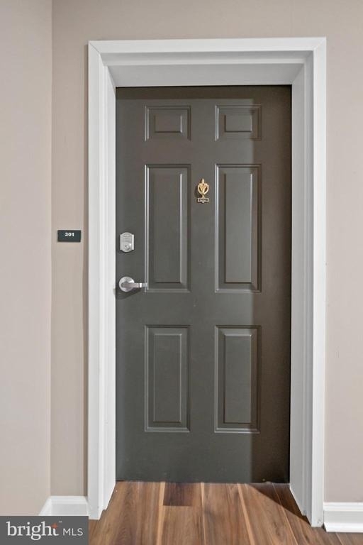 3000 Fountainview Circle - Photo 1