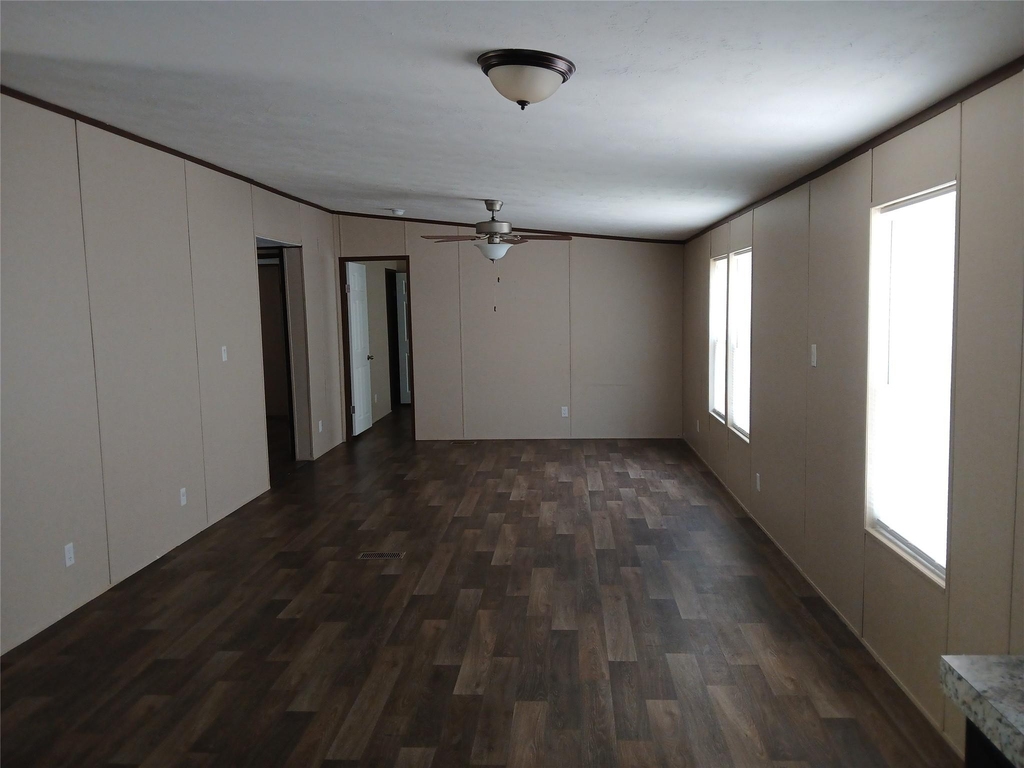 8717 Fm 1115 - Photo 3
