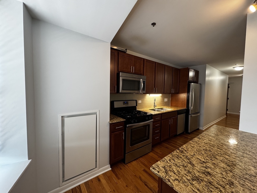 1337 W Fargo Avenue - Photo 5