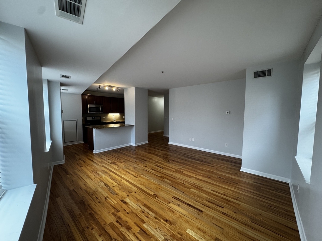 1337 W Fargo Avenue - Photo 7