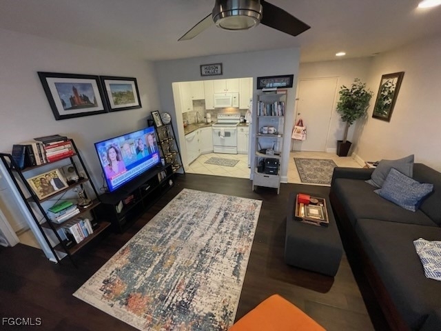 2350 W 1st Street - Photo 5
