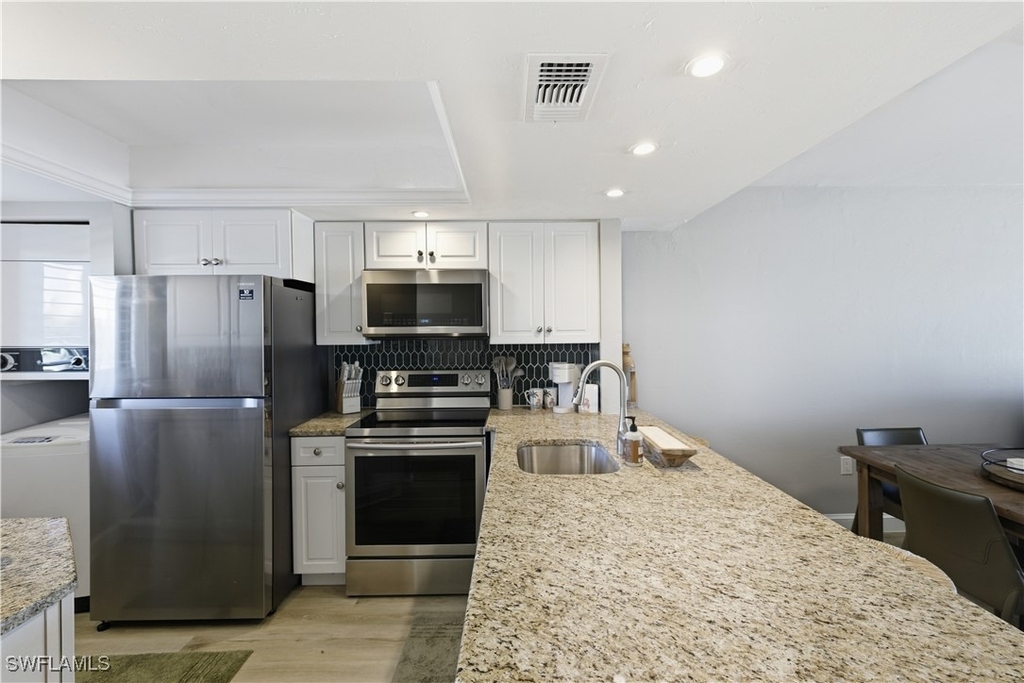8350 Estero Boulevard - Photo 6