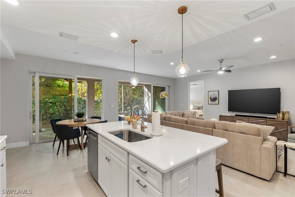 2640 Seychelles Circle - Photo 14