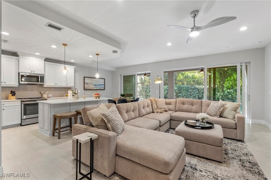 2640 Seychelles Circle - Photo 6