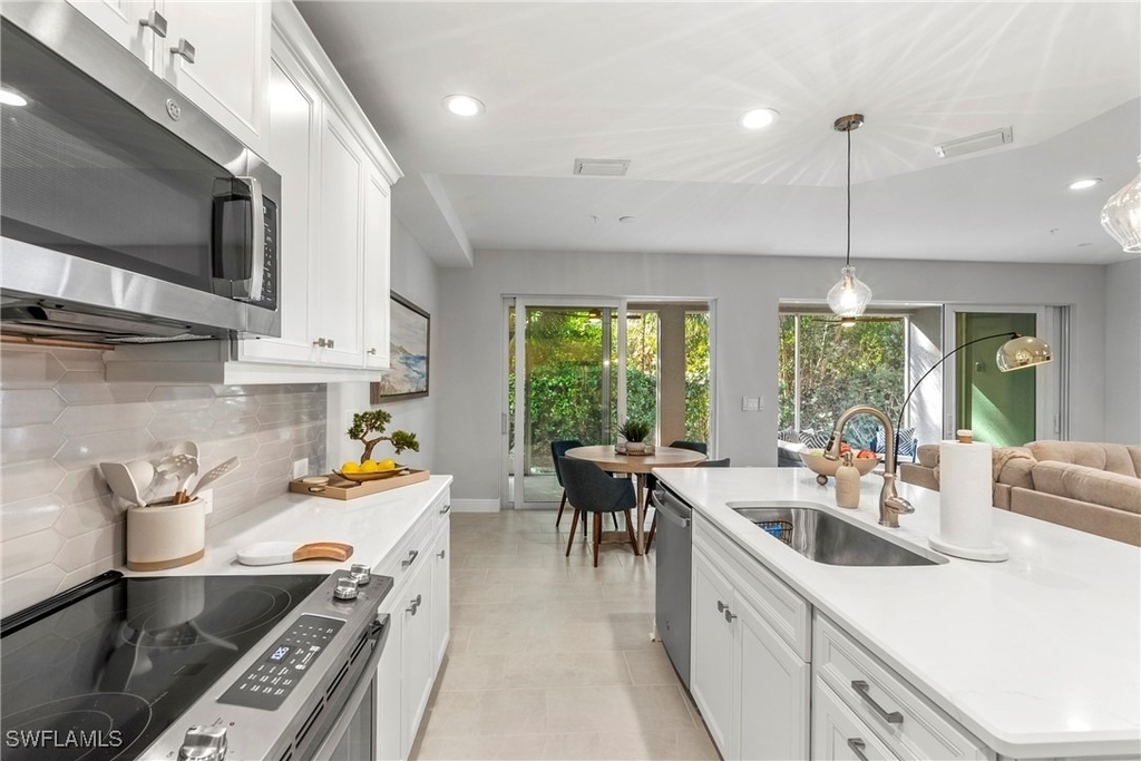 2640 Seychelles Circle - Photo 13