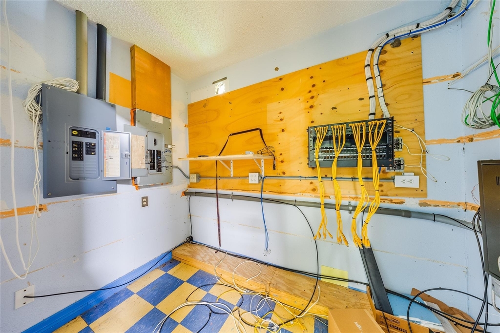 4227 Old Chocolate Bayou Road - Photo 15