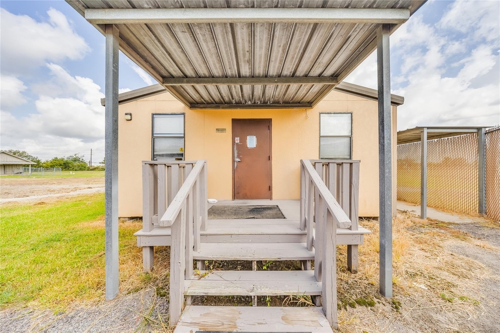 4227 Old Chocolate Bayou Road - Photo 10