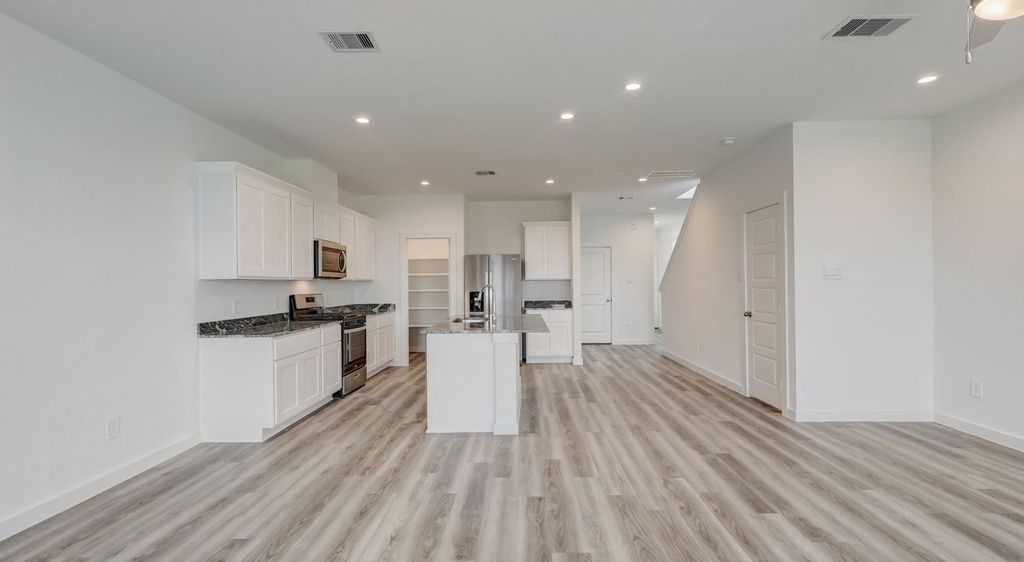 2624 Weston Breeze Way - Photo 3