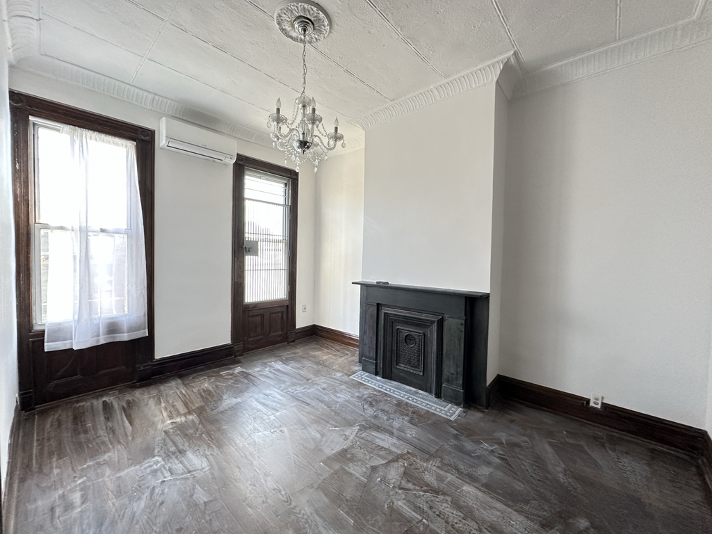 10 Suydam Street - Photo 0