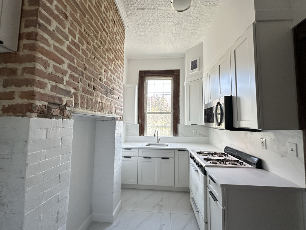 10 Suydam Street - Photo 2