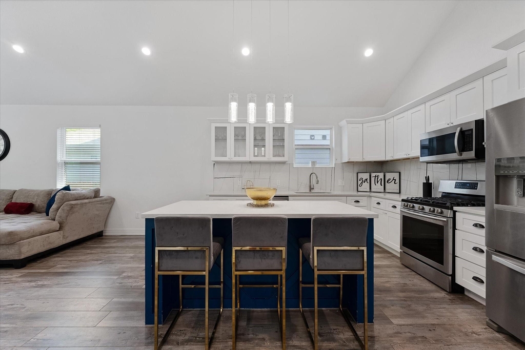 4547 Newberry Street - Photo 18
