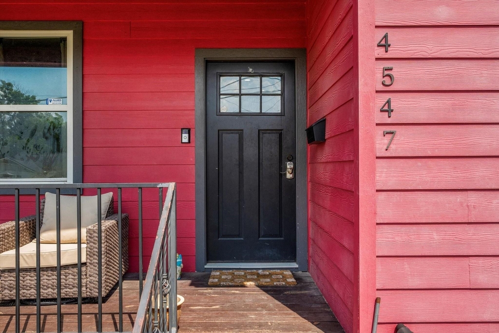 4547 Newberry Street - Photo 16