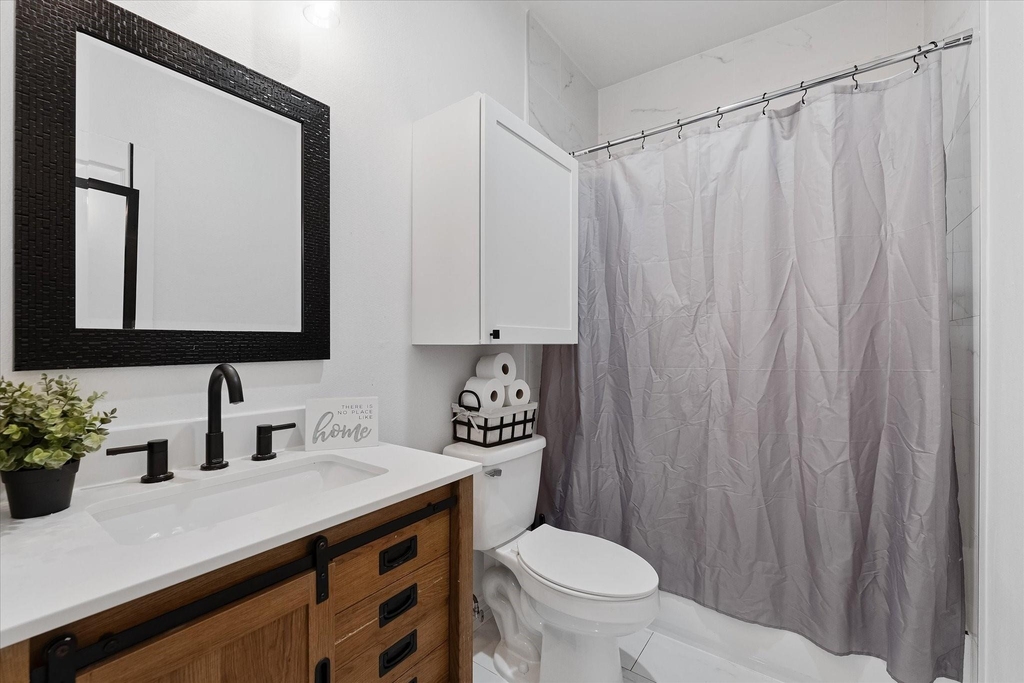 4547 Newberry Street - Photo 9