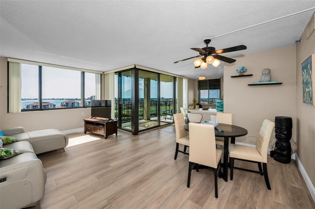 6322 Palma Del Mar Boulevard S - Photo 5