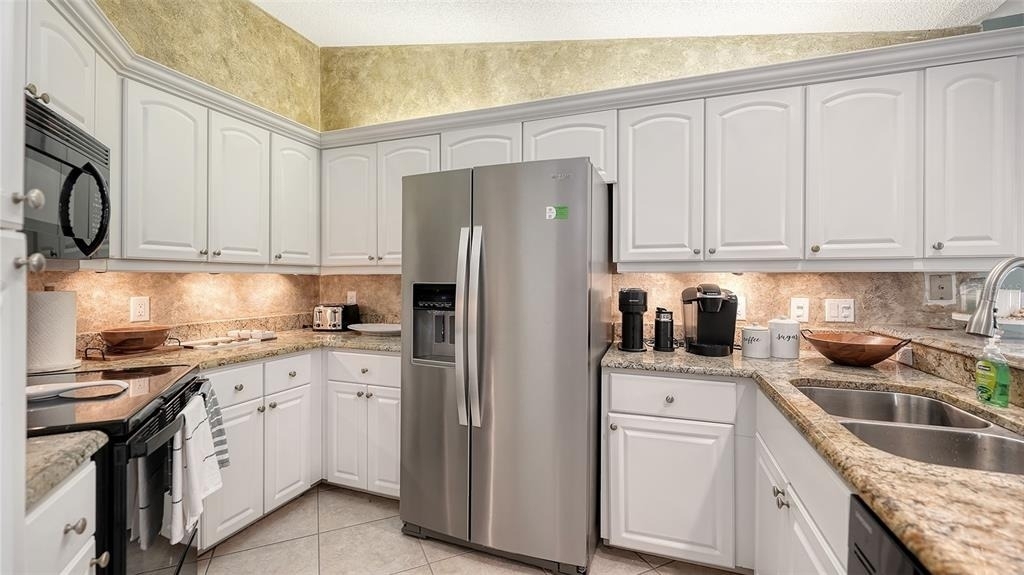 2246 Cork Oak Street W - Photo 21