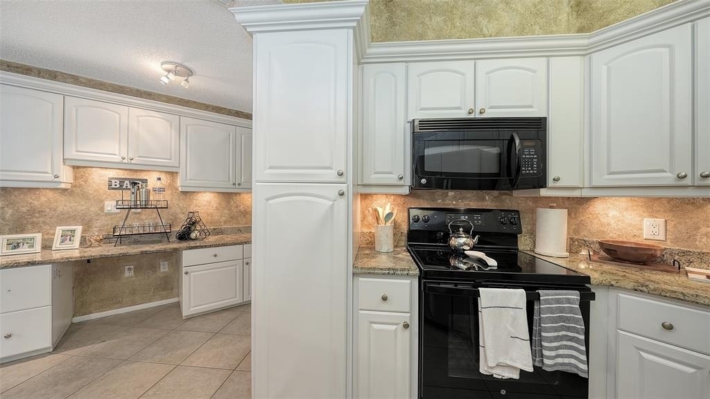 2246 Cork Oak Street W - Photo 22