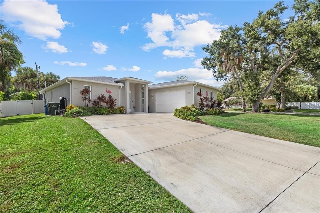 279 Avalon Road - Photo 0